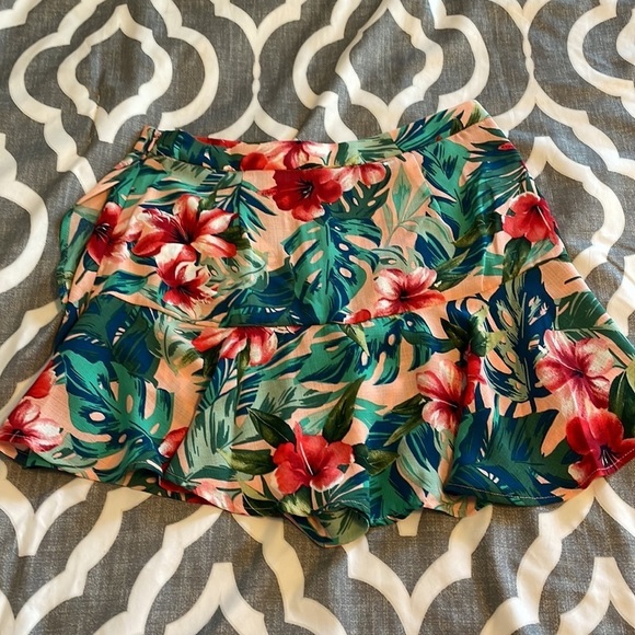 NWT - Lulus Terrifically Tropical Pink Tropical Print Ruffled Skort - Picture 6 of 11